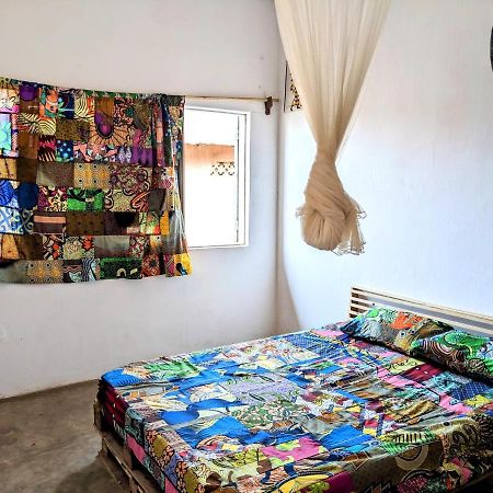 Chambres D'Hotes - Chez Mama Sedjro Porto-Novo Exterior foto