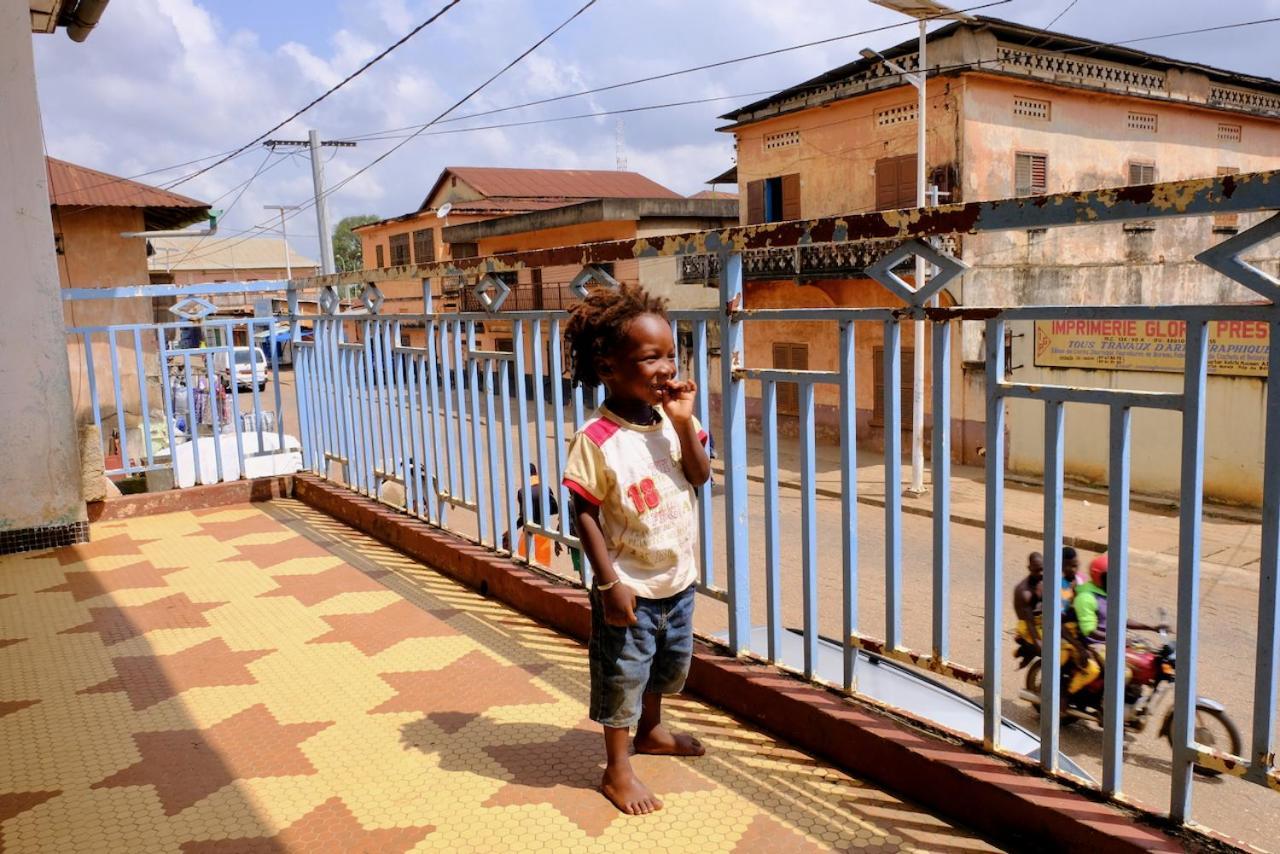 Chambres D'Hotes - Chez Mama Sedjro Porto-Novo Exterior foto