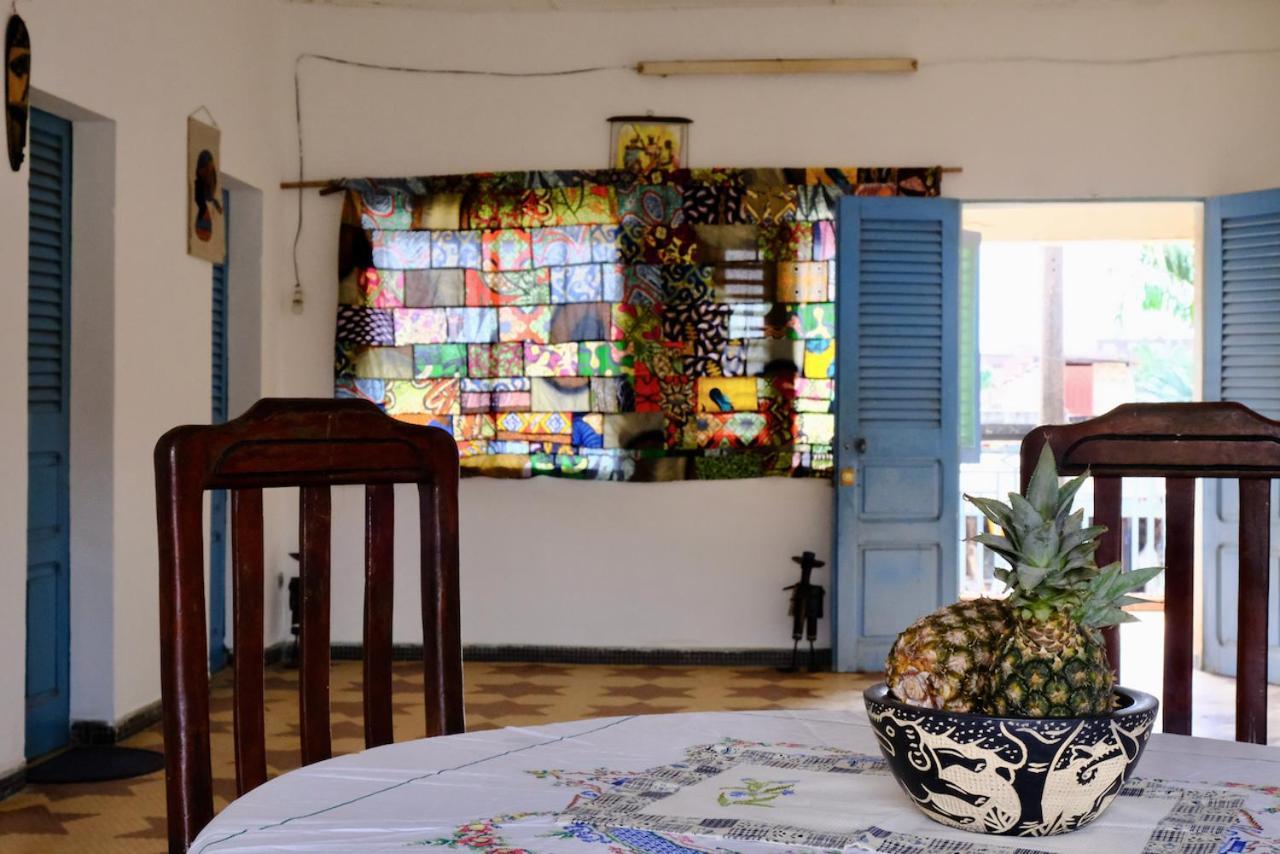 Chambres D'Hotes - Chez Mama Sedjro Porto-Novo Exterior foto